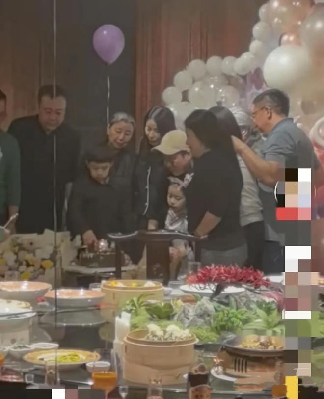 生一顿饭三千多超难约内景曝光低调奢华不朽情缘游戏网站郭晶晶凤临阁为长女庆(图3)
