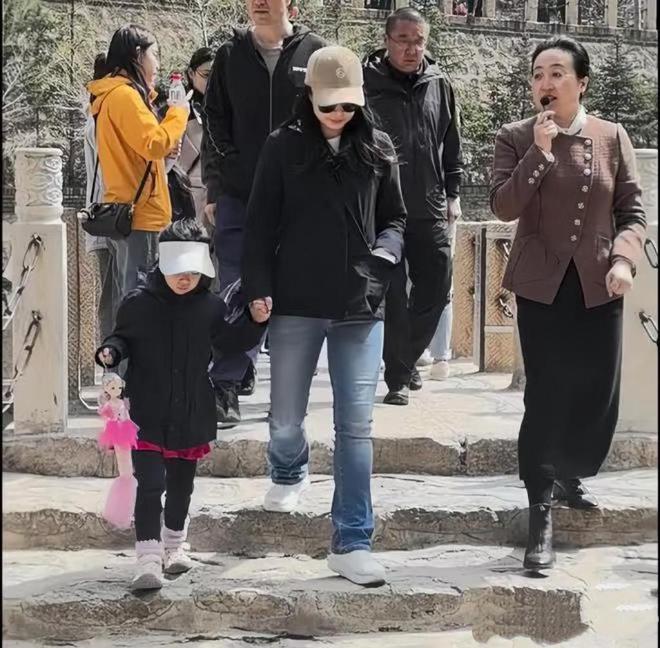 生一顿饭三千多超难约内景曝光低调奢华不朽情缘游戏网站郭晶晶凤临阁为长女庆(图5)